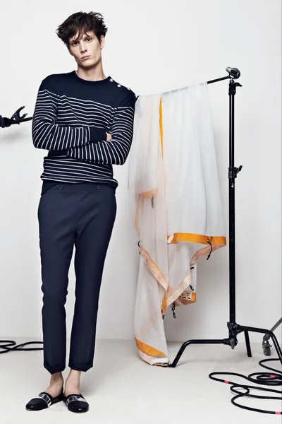 Look 17